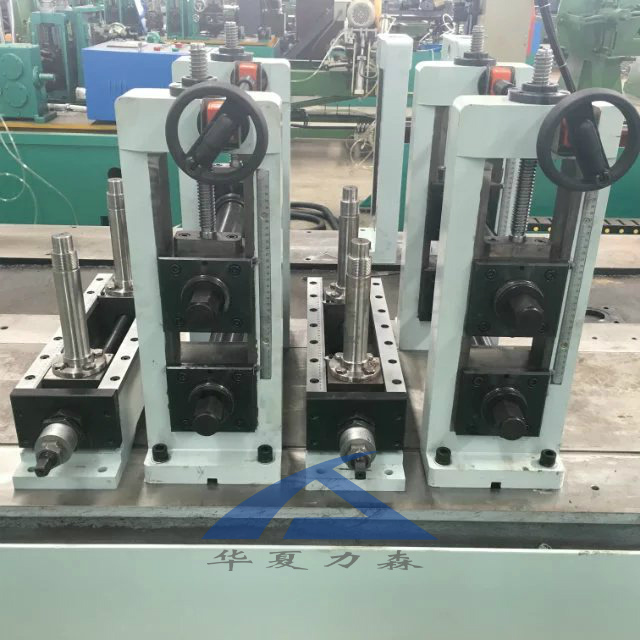 不銹鋼制管機(jī),制管設(shè)備,鈦管設(shè)備,復(fù)合管制管機(jī)